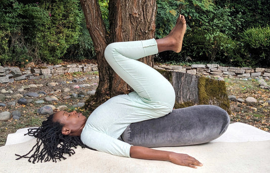 Calm Grey Mini Organic Cotton Spelt Yoga Bolster - Ekotex Yoga – Honey on  the Hill